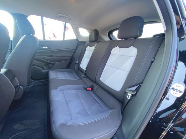 Used 2024 Chevrolet Trax LS w/ LS Convenience Package FWD image 21