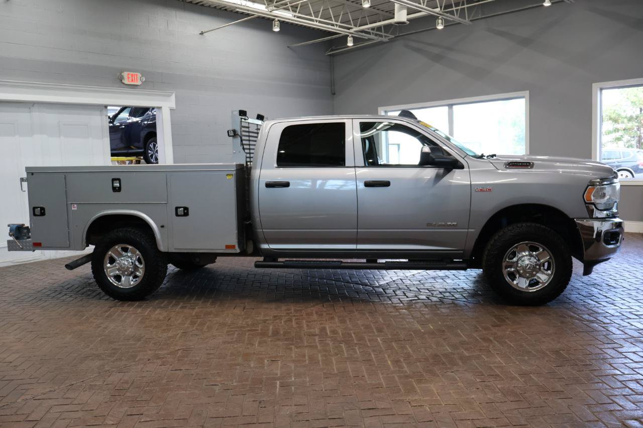 Used 2022 RAM 2500 Tradesman w/ Chrome Appearance Group AWD/4WD image 6