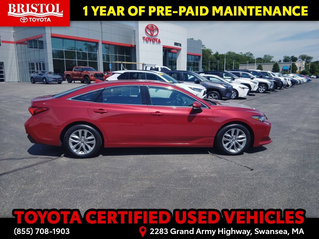 Certified 2022 Toyota Avalon XLE FWD image 8