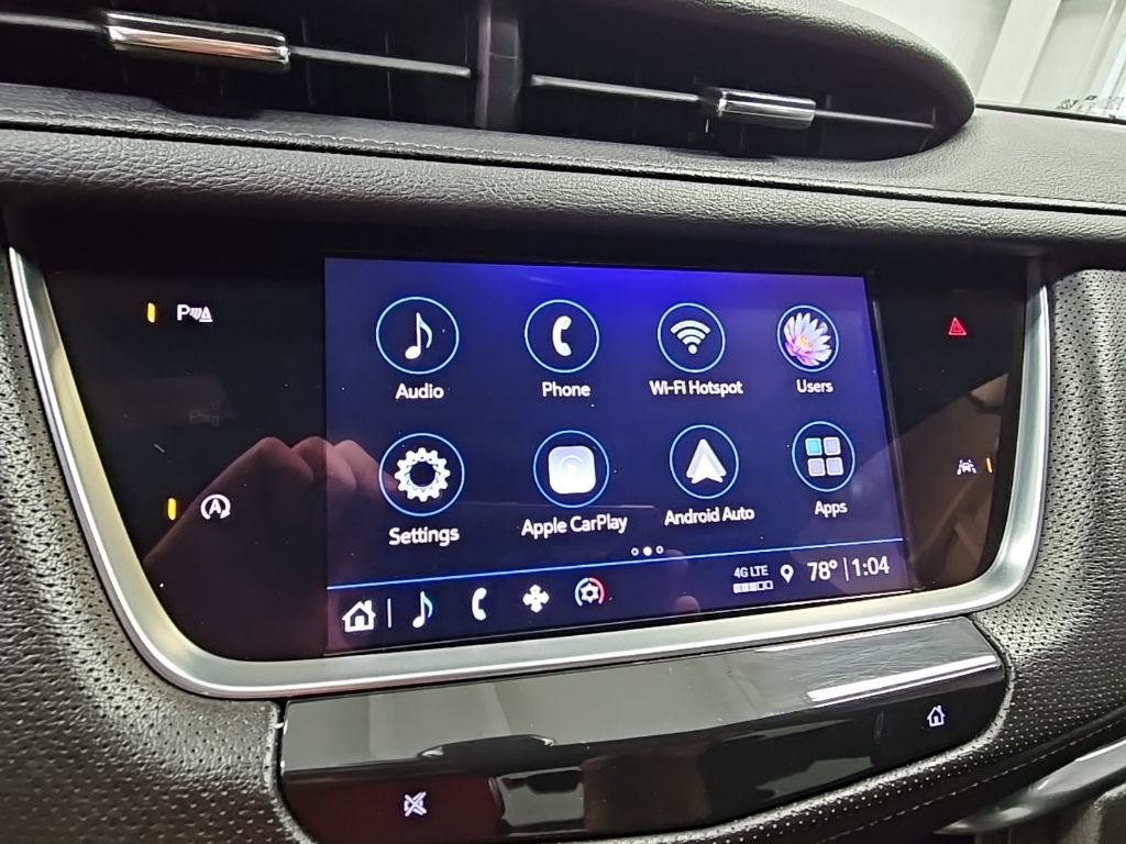 Used 2023 Cadillac XT6 Luxury image 13