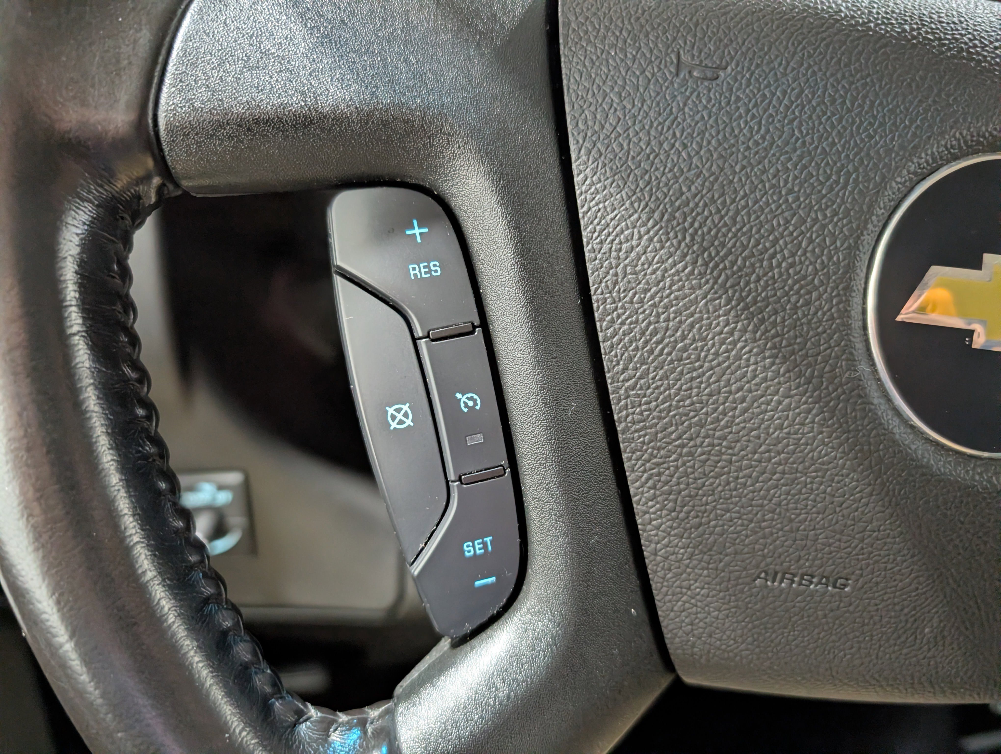 Used 2022 Chevrolet Express 3500 w/ Driver Convenience Package image 17