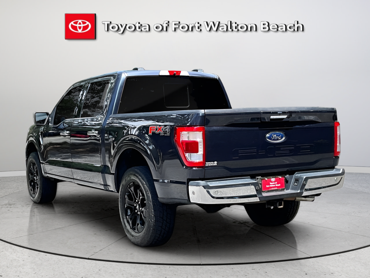 Used 2021 Ford F150 Lariat w/ Equipment Group 502A High AWD/4WD image 4