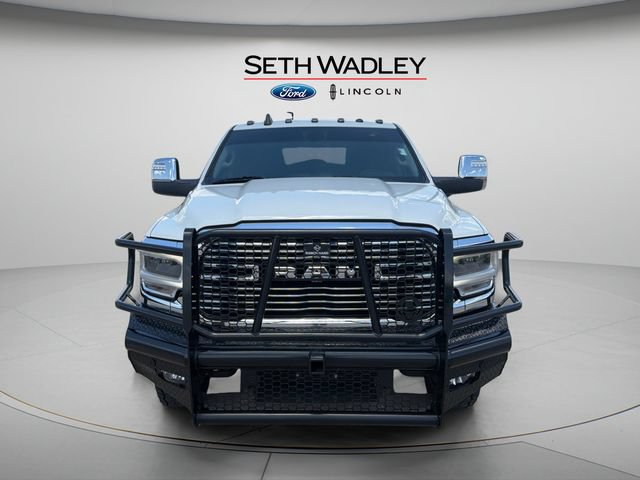 Used 2024 RAM 3500 Laramie AWD/4WD image 2