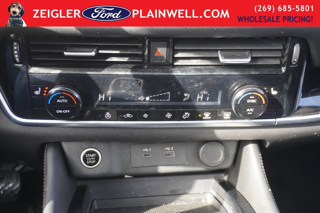 Used 2023 Nissan Rogue SL image 22