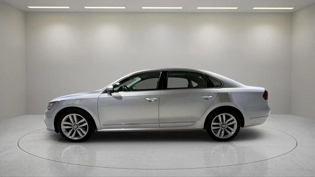 Used 2017 Volkswagen Passat 1.8T SE FWD image 16