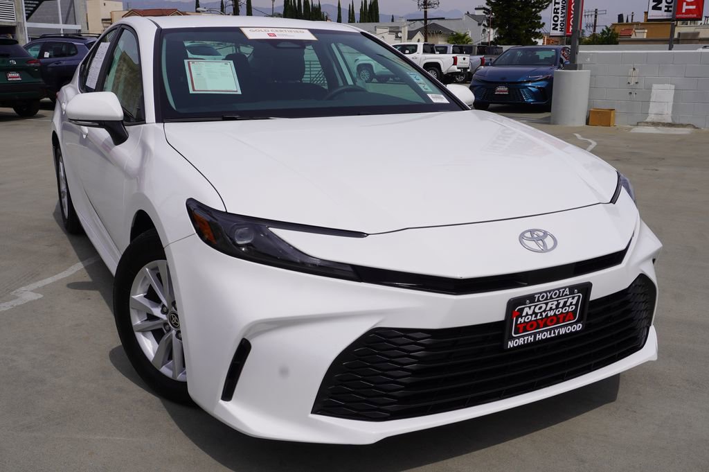 Certified 2025 Toyota Camry LE video 2