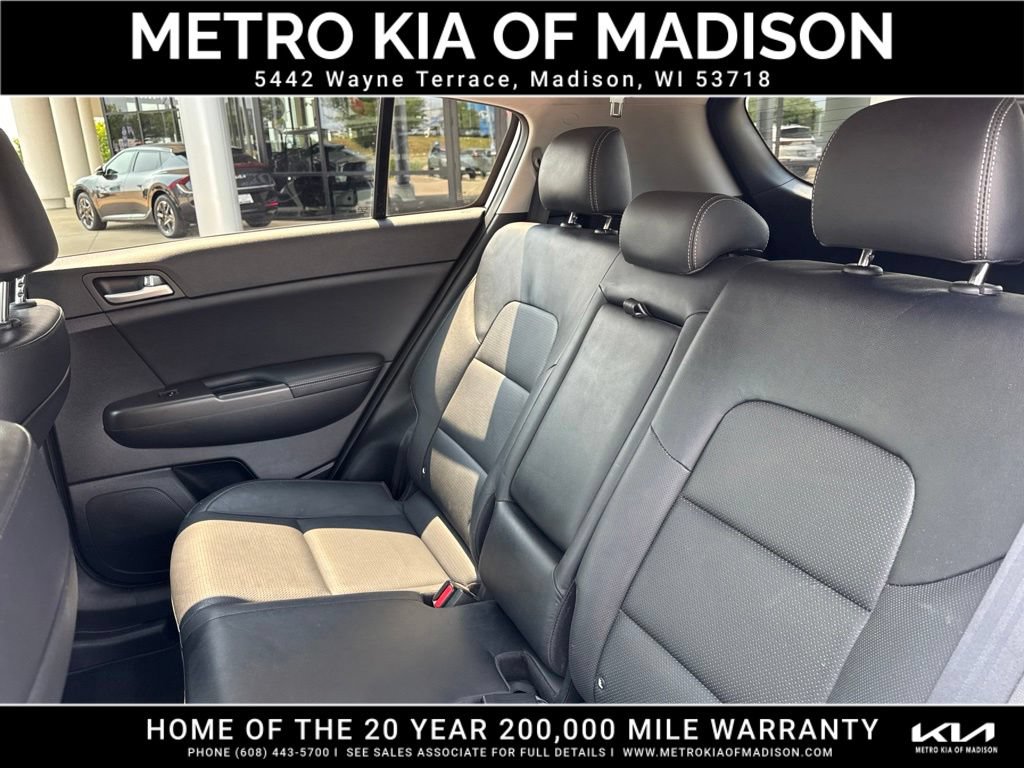 Used 2017 Kia Sportage EX w/ EX Technology Package AWD/4WD image 30