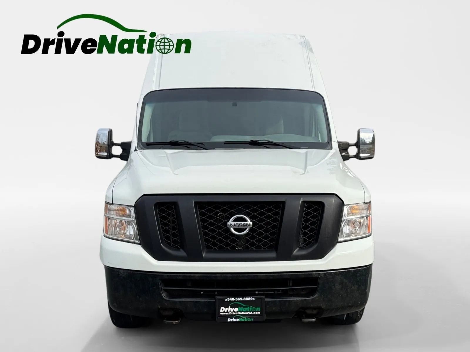 Used 2014 Nissan NV 3500 SV w/ Technology Package image 2
