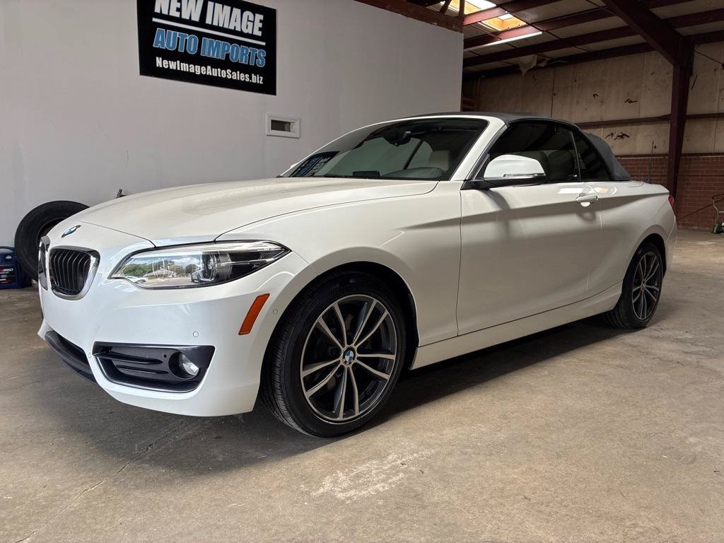 Used 2018 BMW 230i Convertible RWD image 8