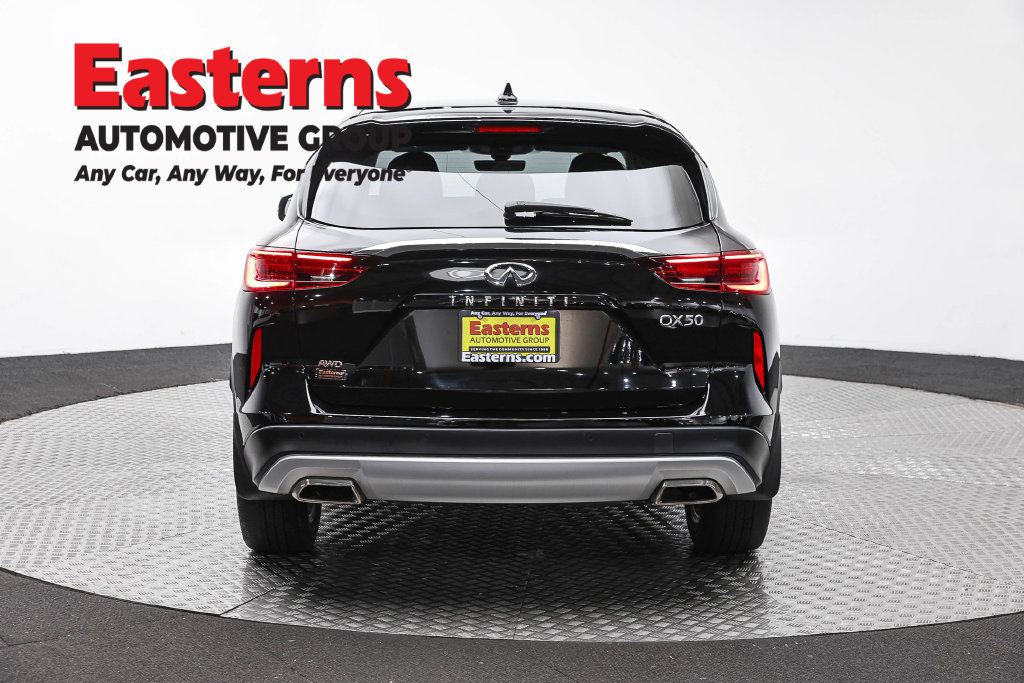 Used 2023 INFINITI QX50 Pure AWD/4WD image 7