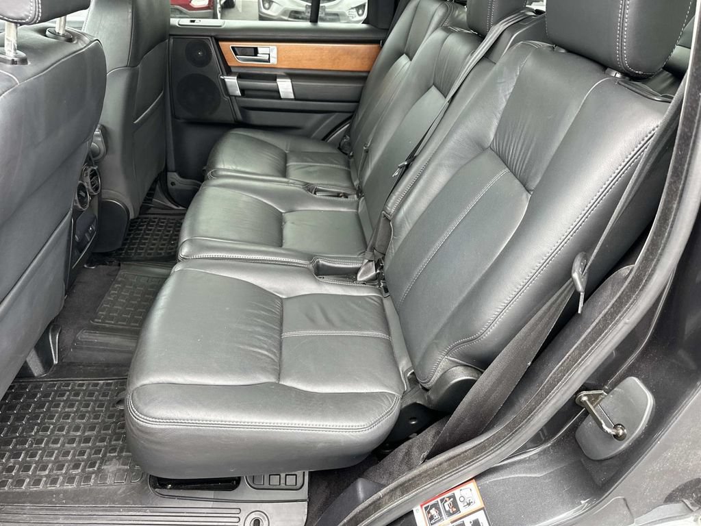 Used 2015 Land Rover LR4 HSE LUX AWD/4WD image 12