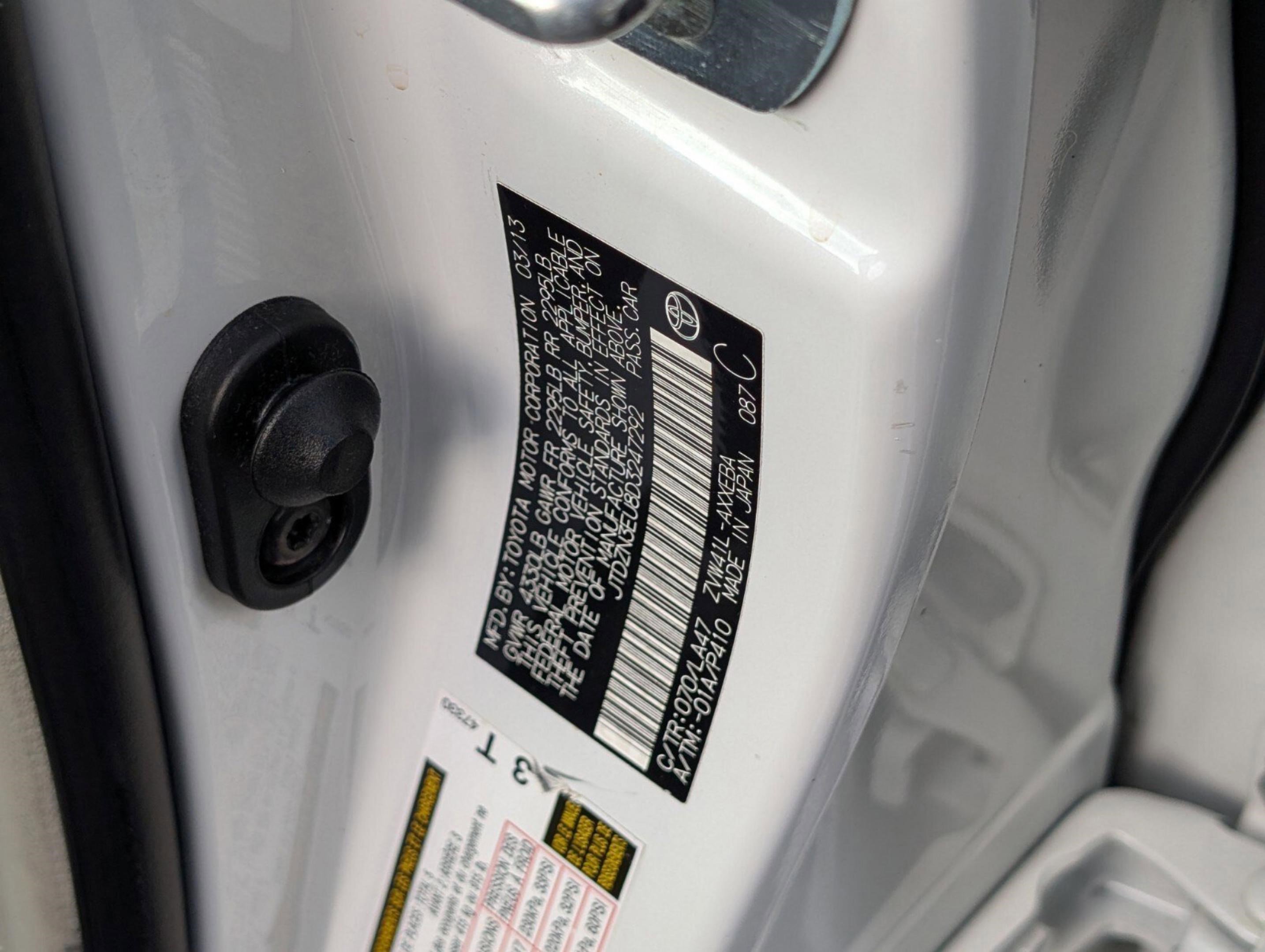 Used 2013 Toyota Prius V Five image 37