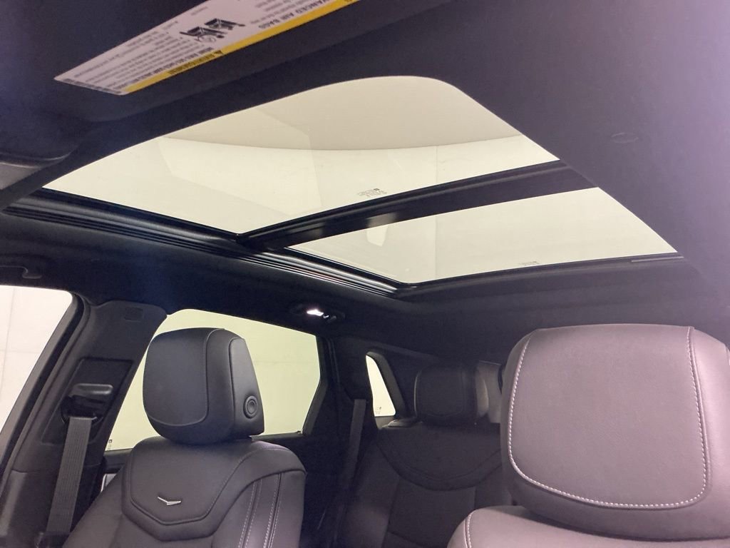 Used 2025 Cadillac XT5 Sportv w/ Technology Package AWD/4WD image 24