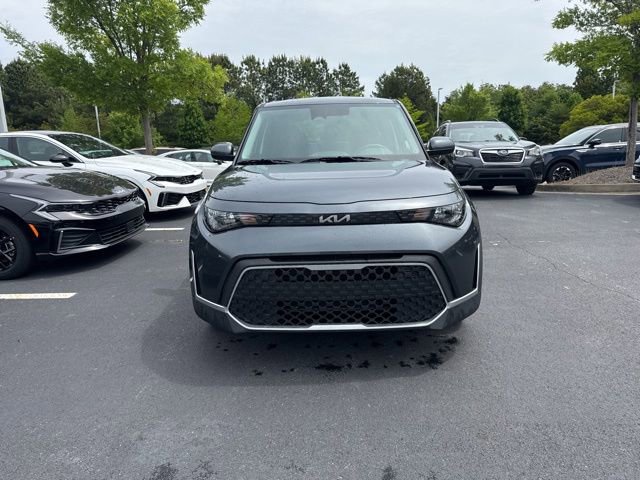 Certified 2025 Kia Soul LX w/ LX Technology Package FWD image 8