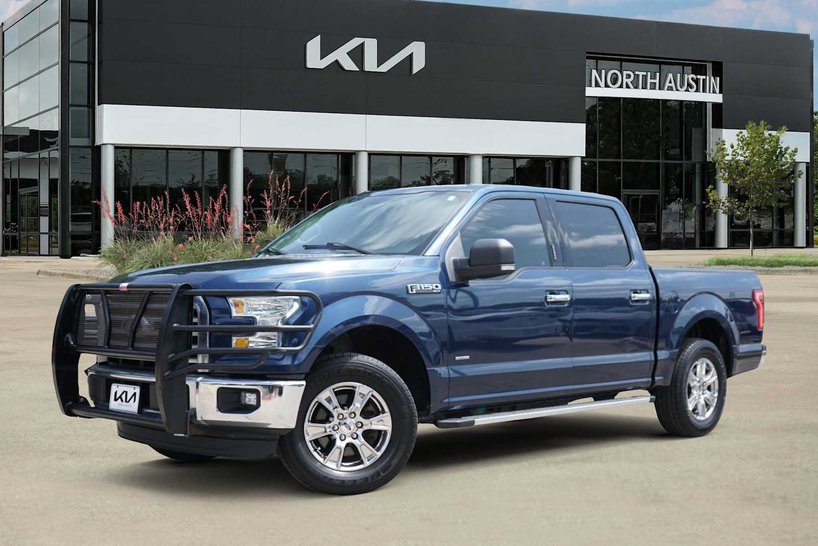 Used 2015 Ford F150 XLT w/ Equipment Group 301A Mid