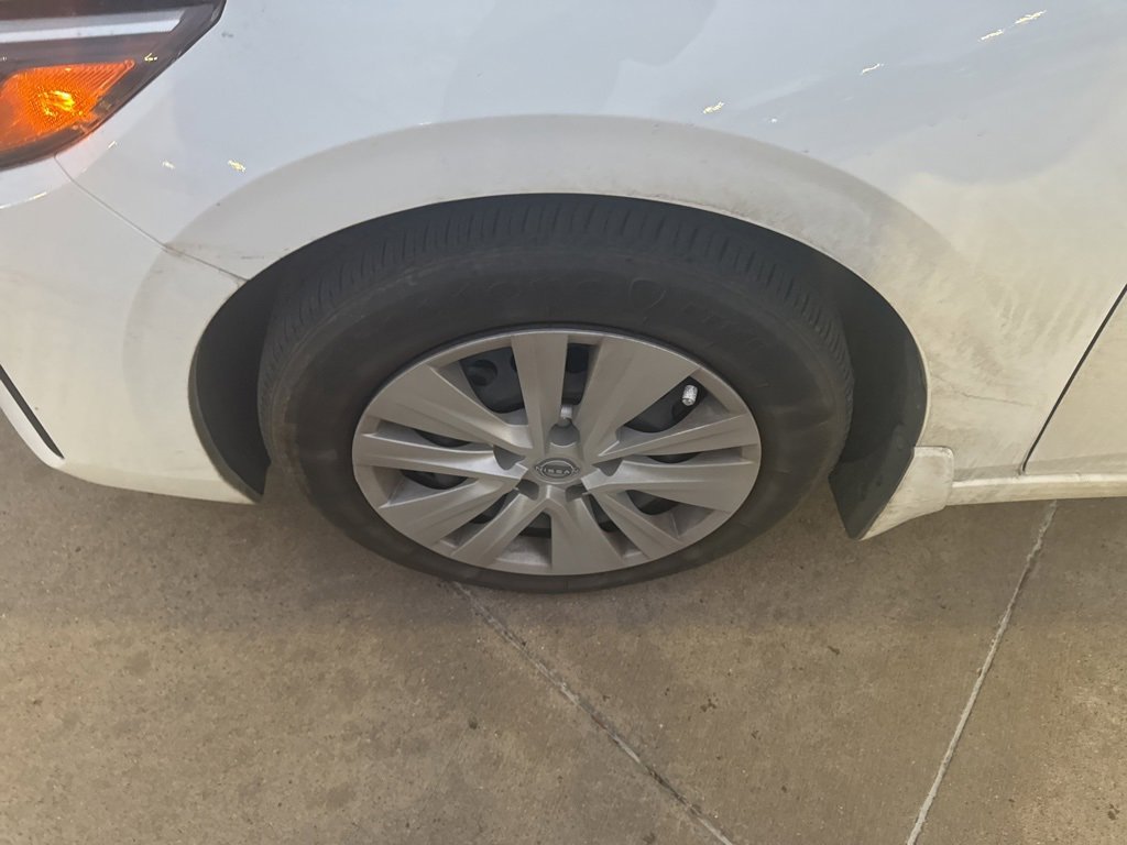 Certified 2024 Nissan Sentra S image 9