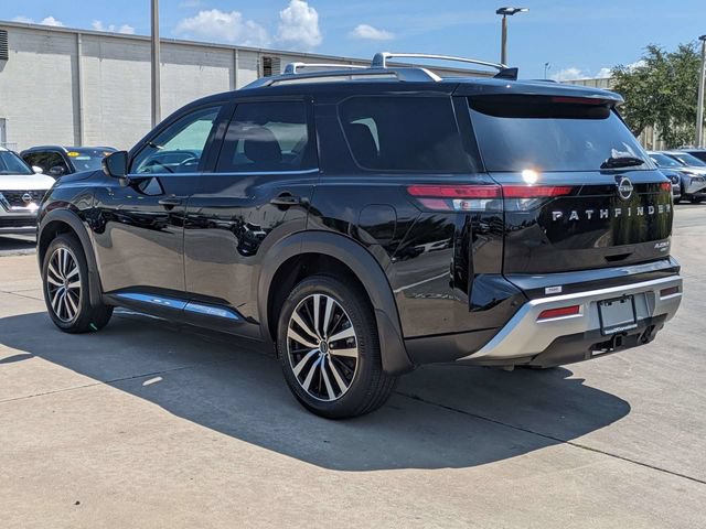 Used 2025 Nissan Pathfinder Platinum w/ Cargo Package AWD/4WD image 8