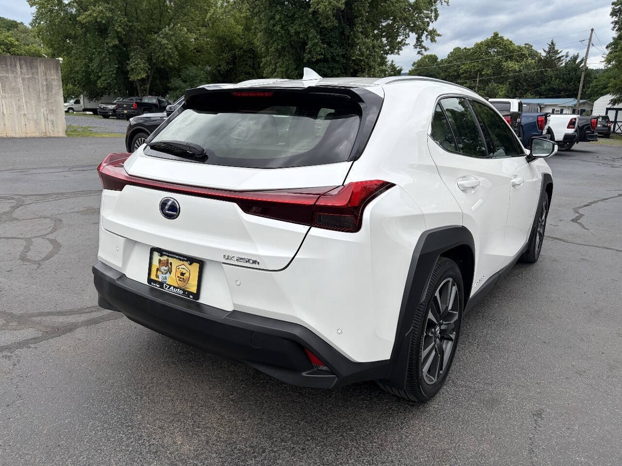 Used 2019 Lexus UX 250h w/ Premium Package AWD/4WD image 9