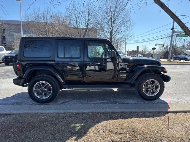 Used 2019 Jeep Wrangler Unlimited Sahara image 7
