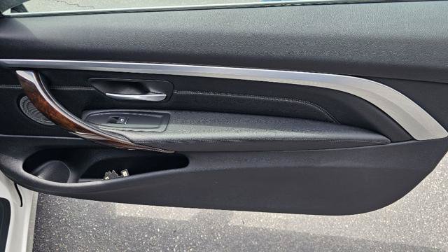 Used 2019 BMW 430i Coupe w/ Executive Package RWD image 34