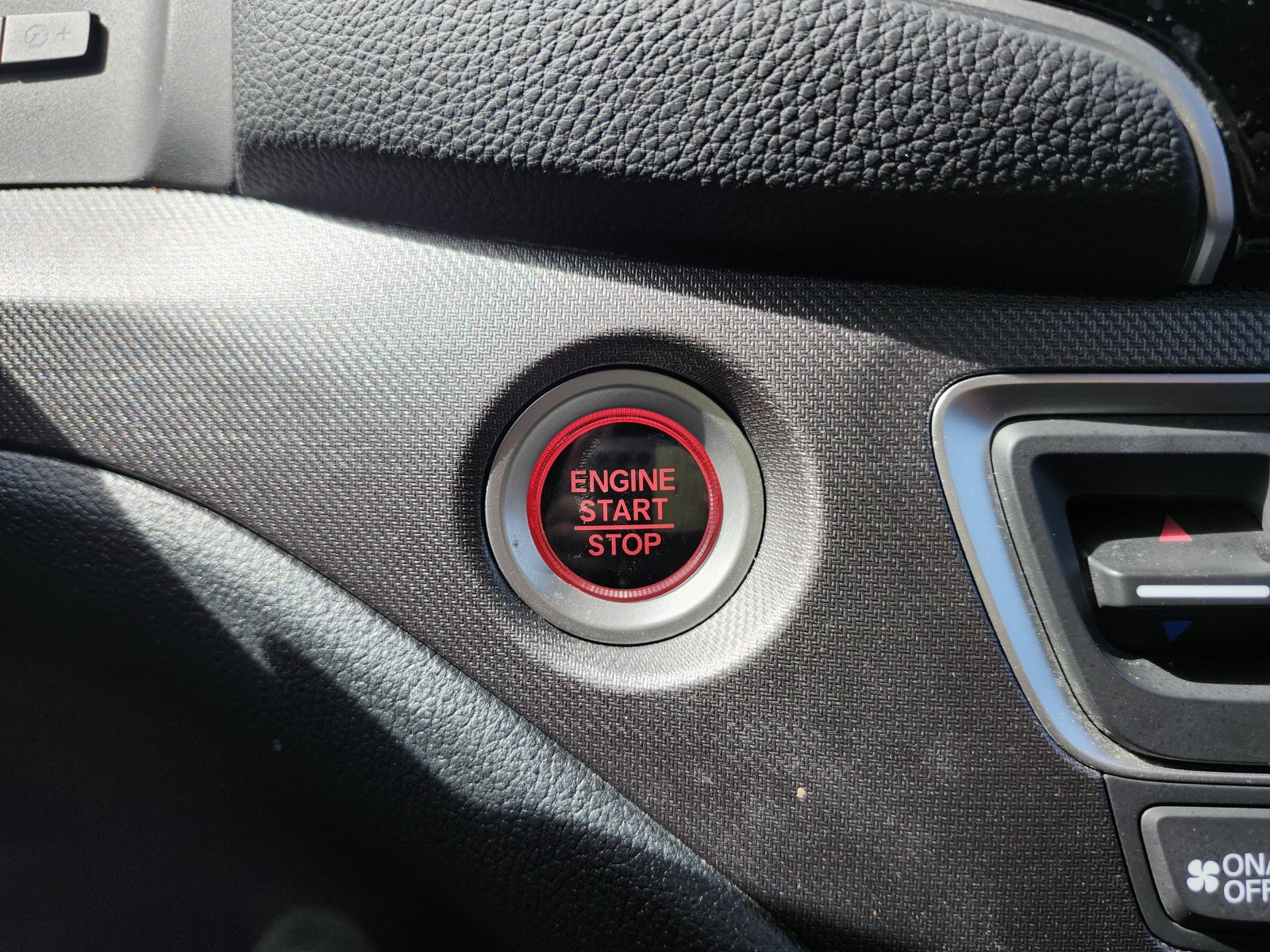 Used 2023 Honda Ridgeline RTL-E image 9