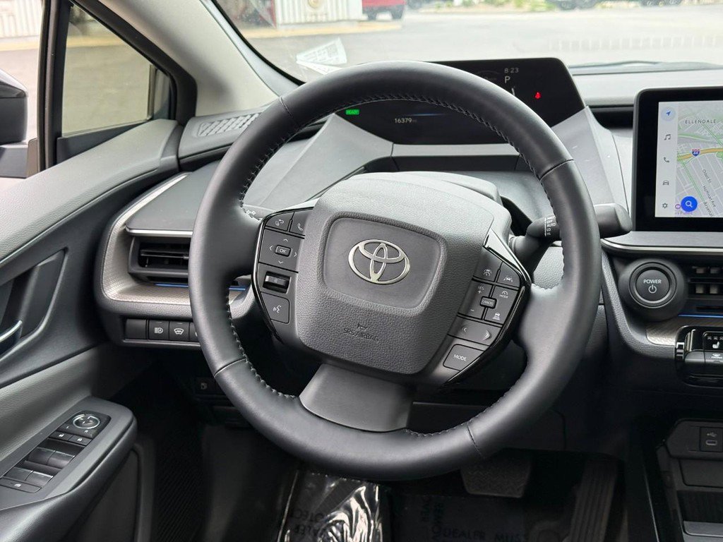 Used 2026 Toyota Prius XLE FWD image 13
