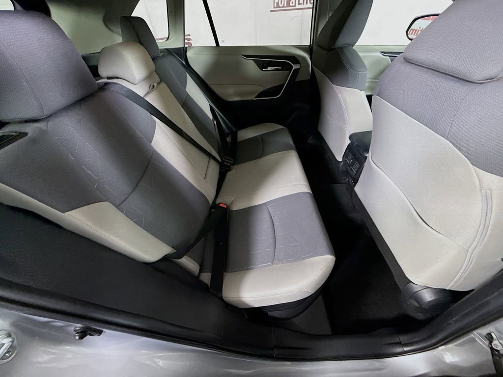Certified 2021 Toyota RAV4 XLE w/ Convenience Package image 30