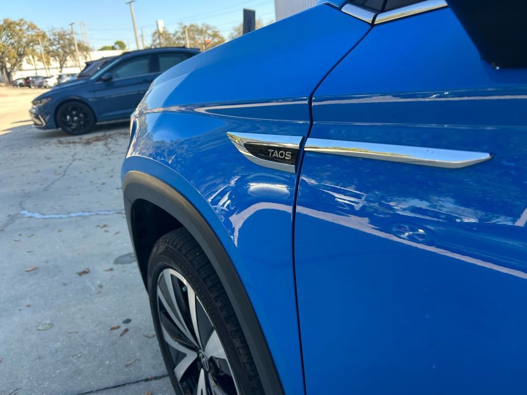 Certified 2023 Volkswagen Taos SE image 29