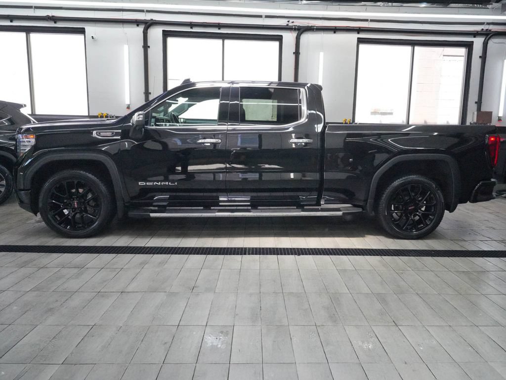 Used 2023 GMC Sierra 1500 Denali AWD/4WD image 4