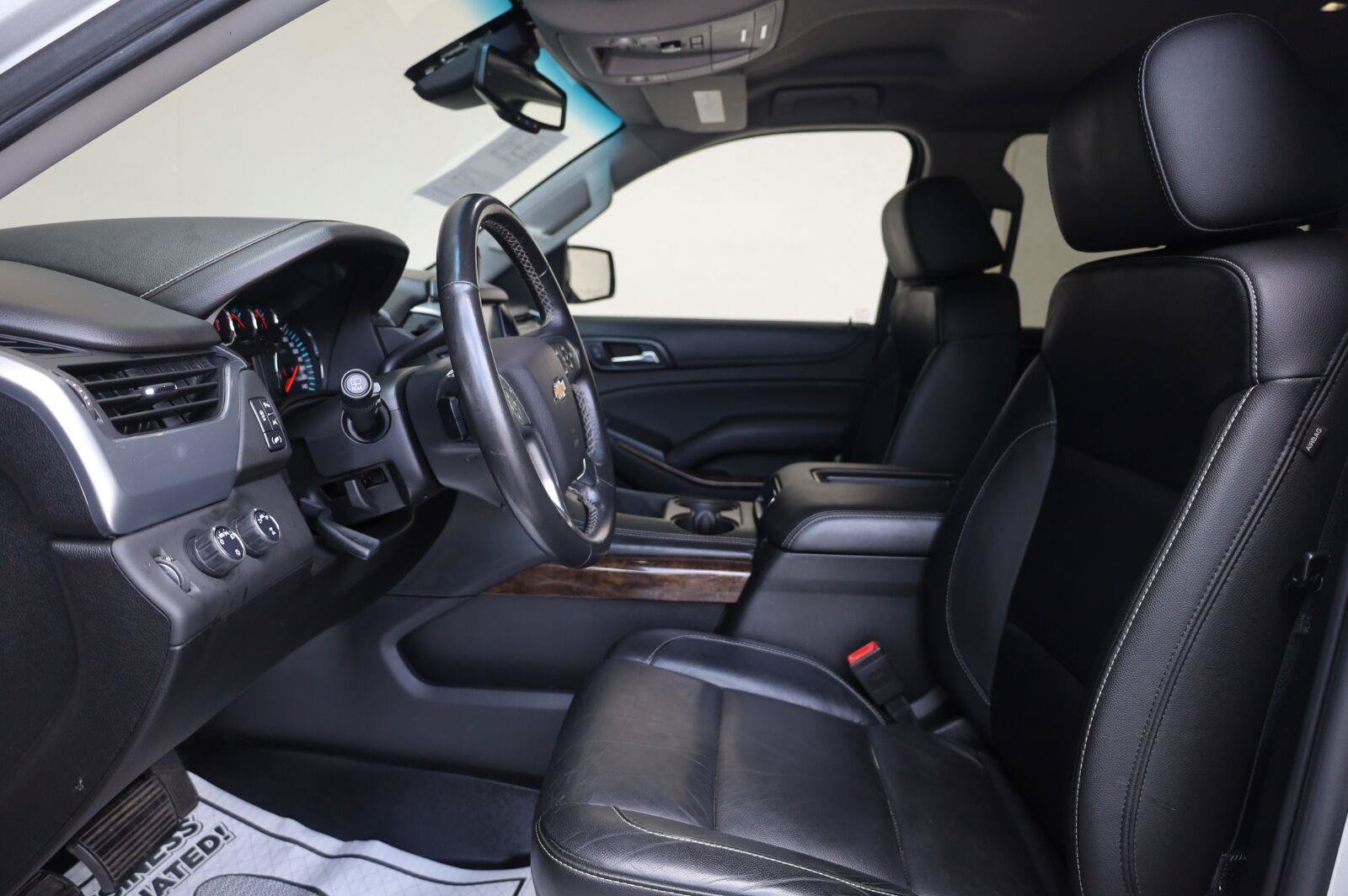 Used 2018 Chevrolet Tahoe LT AWD/4WD image 17