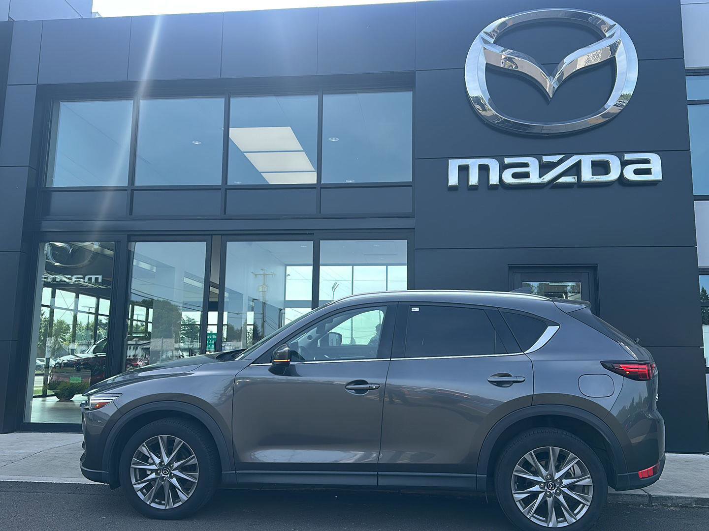 Used 2021 MAZDA CX-5 Grand Touring AWD/4WD image 1
