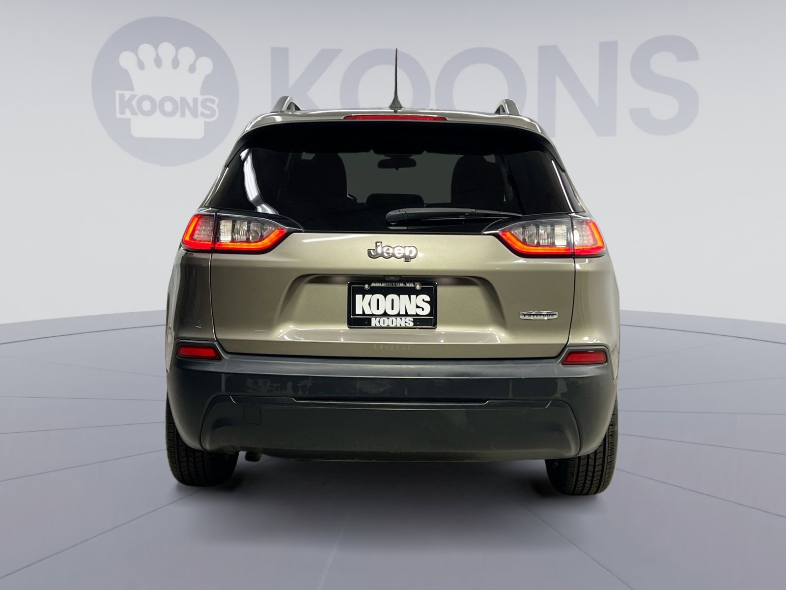 Used 2019 Jeep Cherokee Latitude w/ Popular Appearance Group image 11