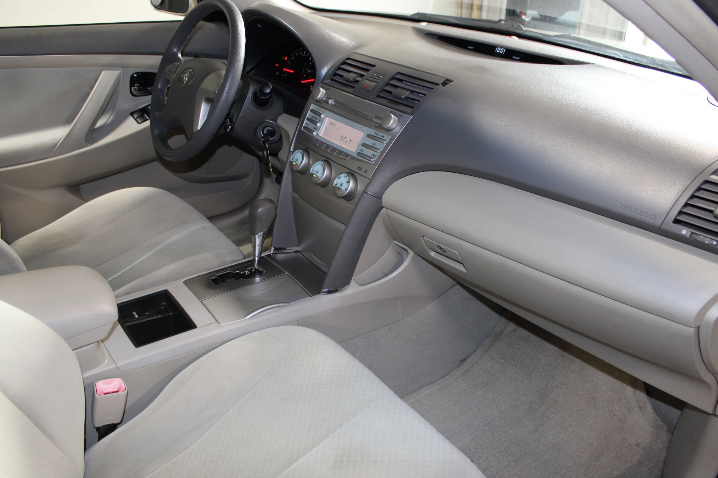 Used 2009 Toyota Camry LE FWD image 20