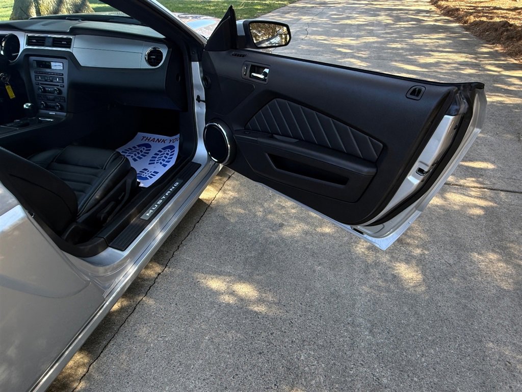 Used 2013 Ford Mustang GT Premium w/ GT Coupe Accessory Pkg 5 image 53