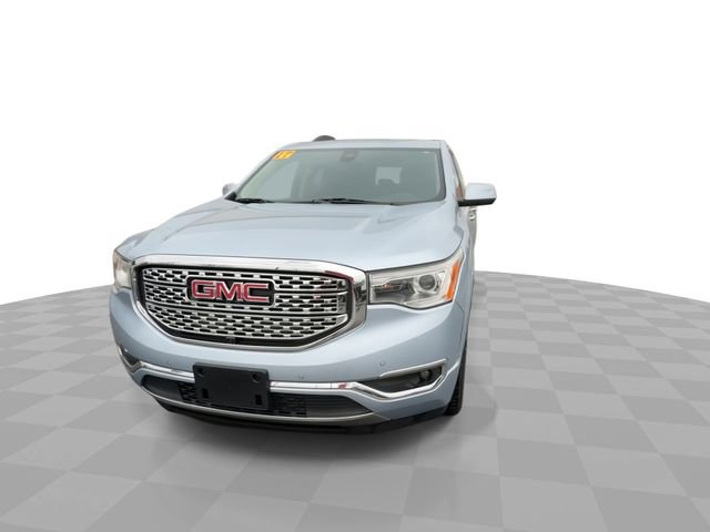 Used 2017 GMC Acadia Denali w/ Technology Package image 3