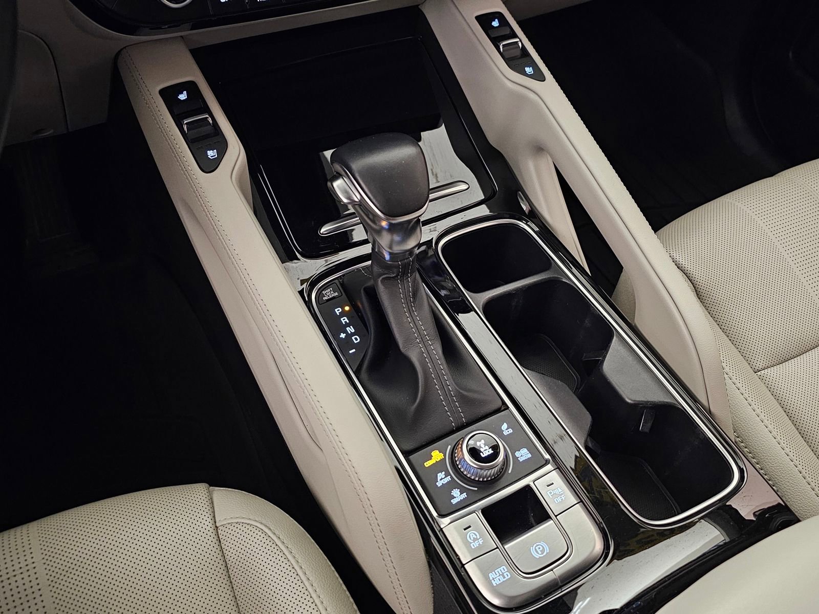 Used 2022 Kia Telluride EX w/ EX Premium Package image 30