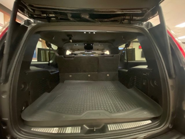 Used 2019 Cadillac Escalade ESV Platinum image 10