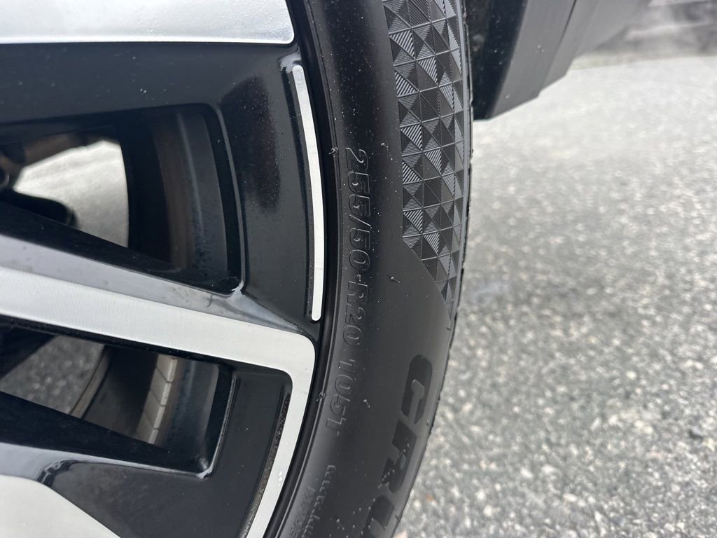 Used 2025 Volkswagen Atlas SE image 33