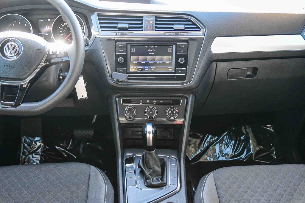 Used 2021 Volkswagen Tiguan S image 15