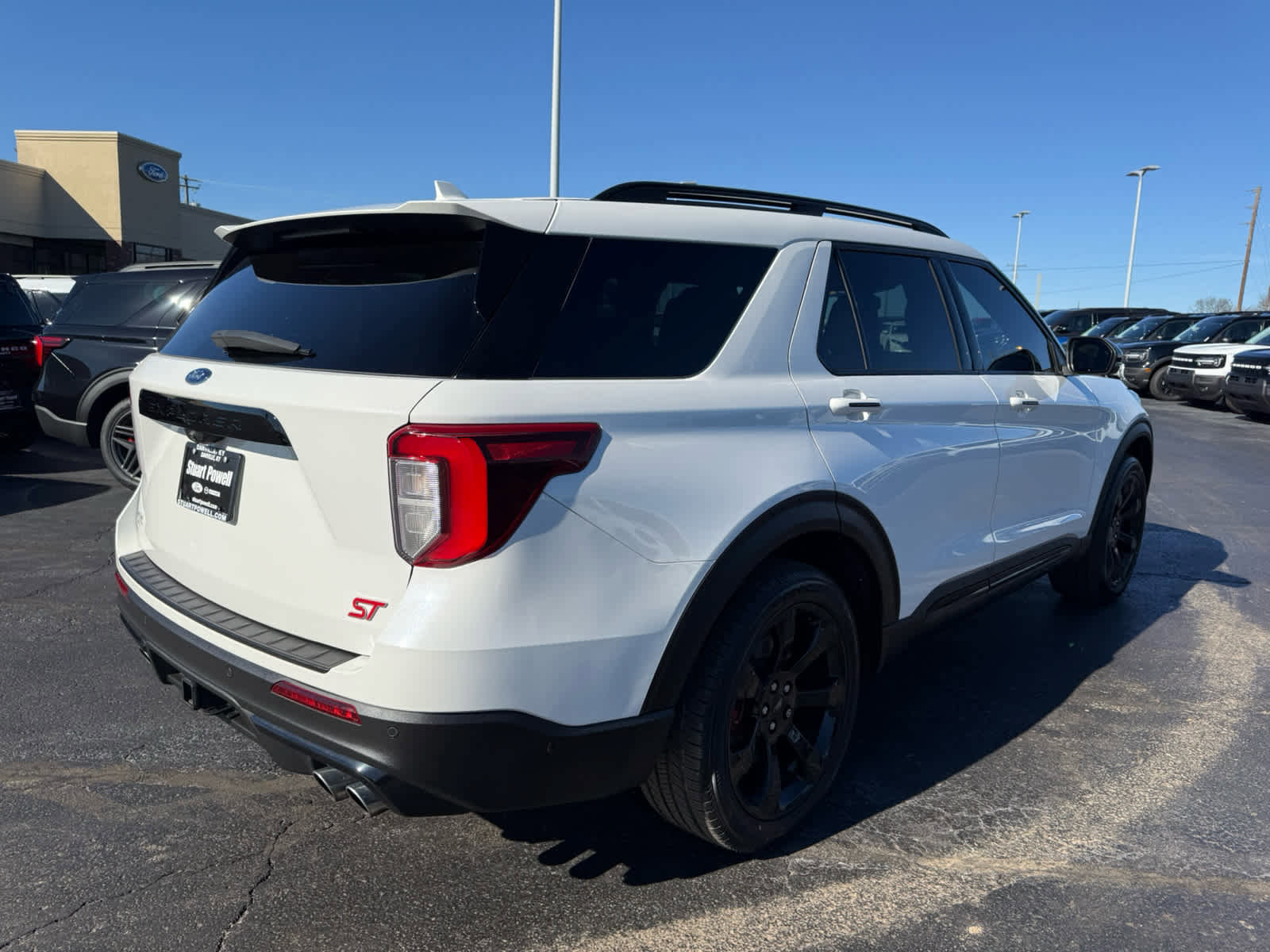 Used 2020 Ford Explorer ST w/ ST Street Pack image 22