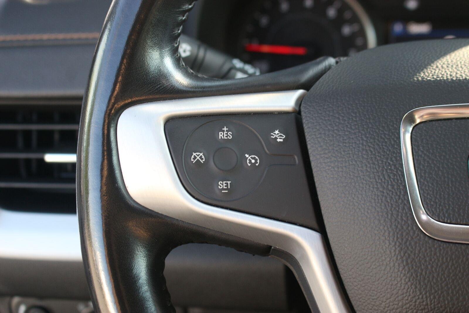 Used 2020 GMC Terrain SLE FWD image 19