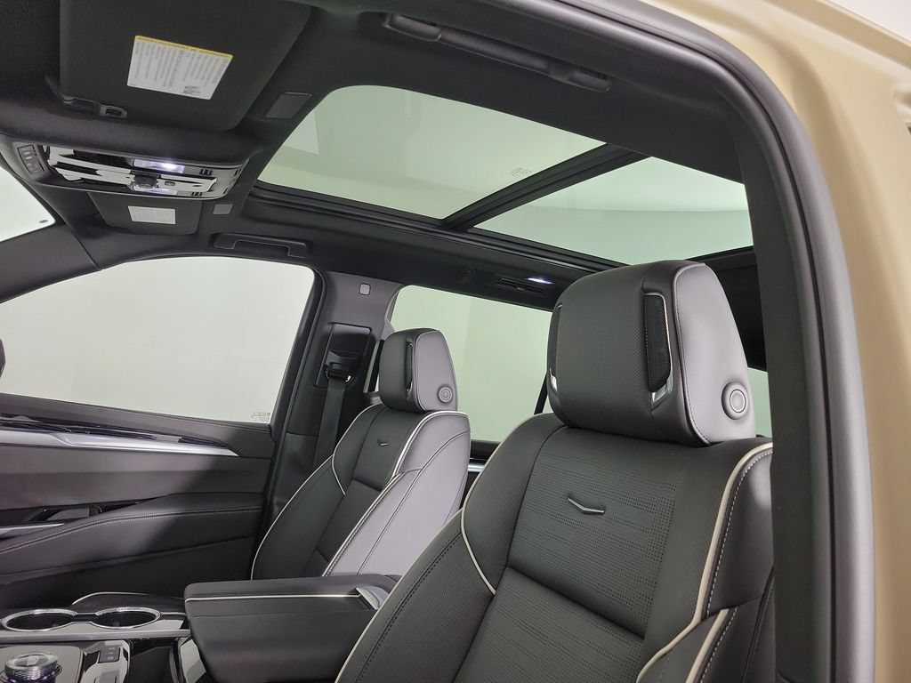 New 2026 Cadillac Escalade Sport w/ Touring Package AWD/4WD image 19