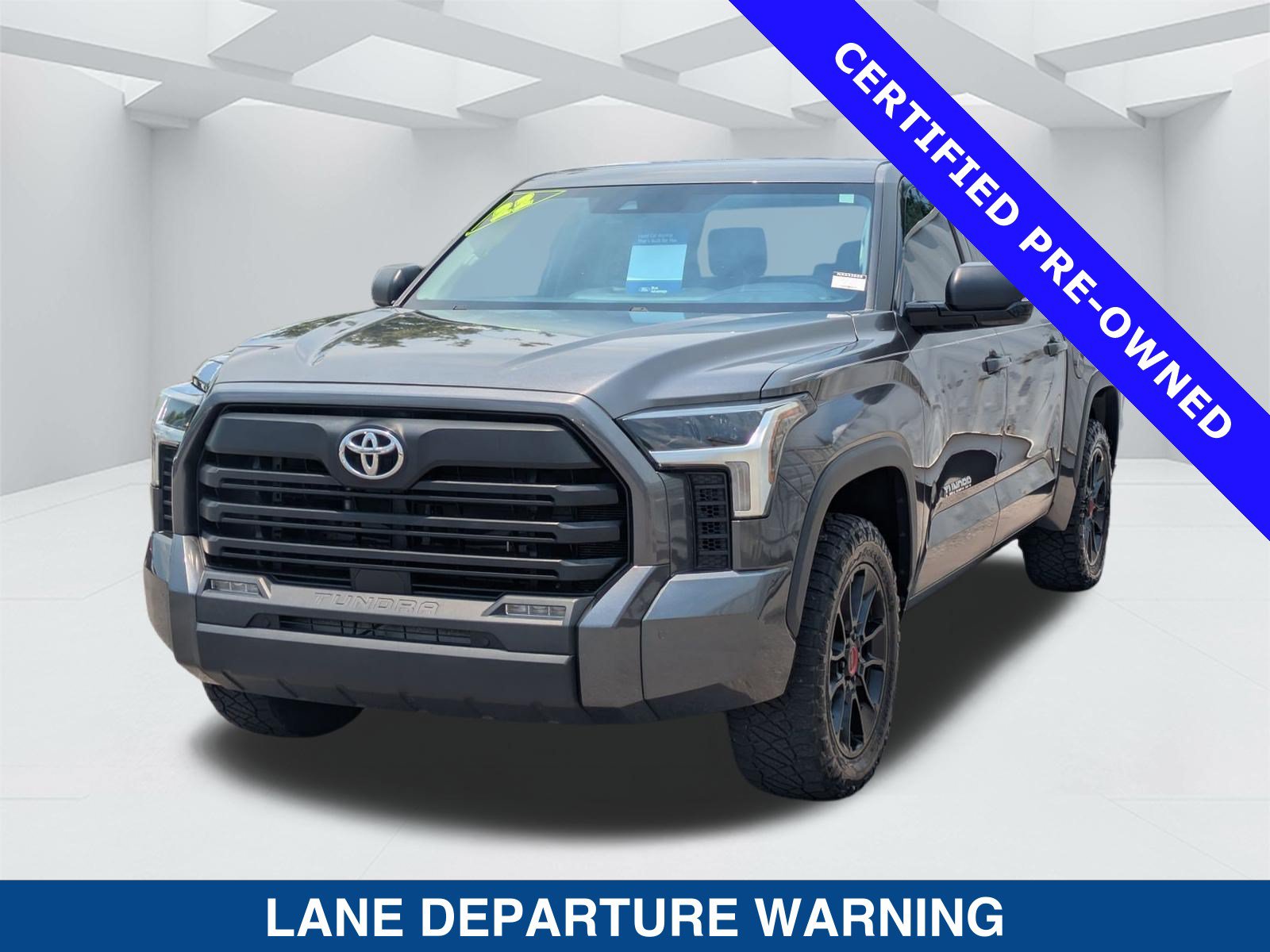 Used 2022 Toyota Tundra SR5 w/ SR5 Premium Package AWD/4WD image 8