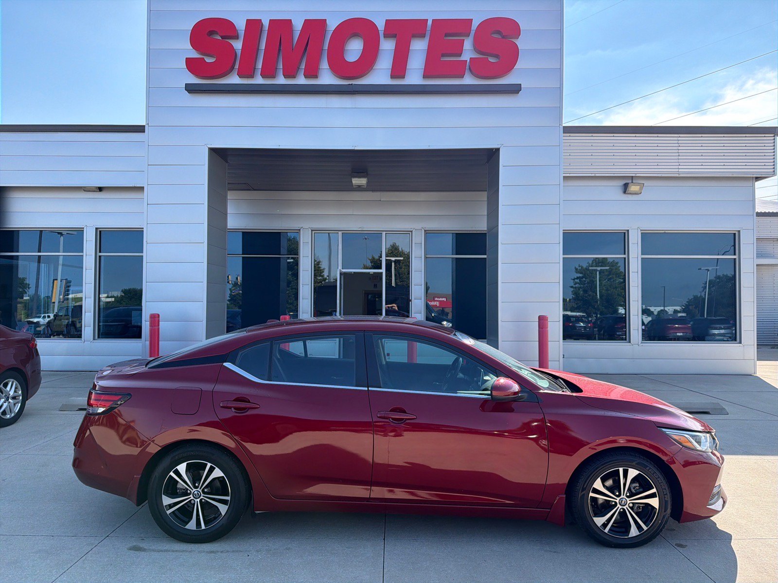 Used 2021 Nissan Sentra SV FWD image 1