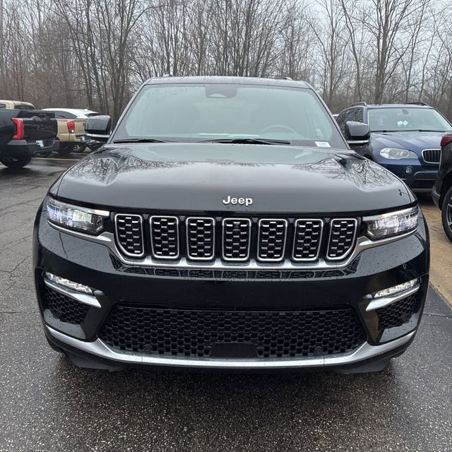 Used 2024 Jeep Grand Cherokee Summit image 13
