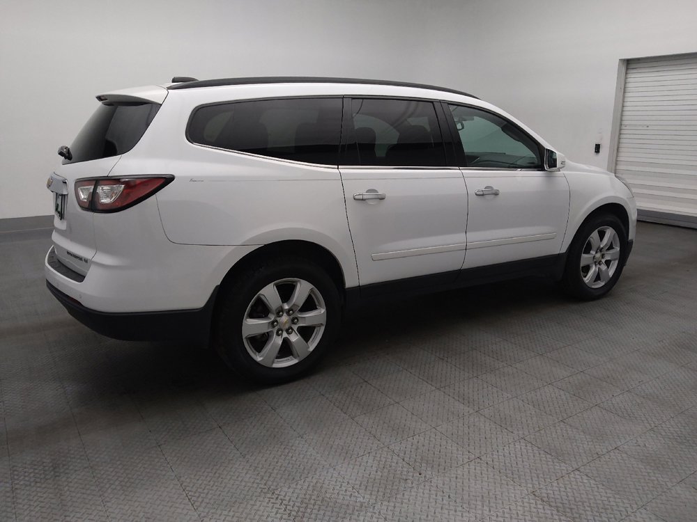 Used 2016 Chevrolet Traverse LT w/ Style and Technology Package FWD image 10