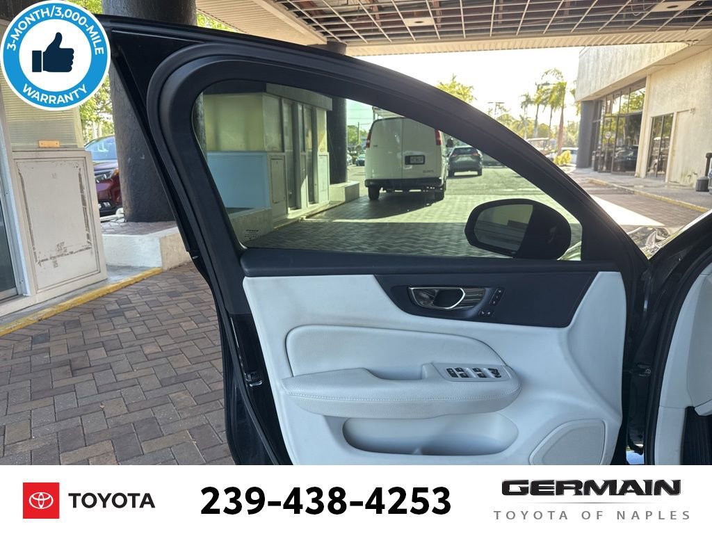 Used 2019 Volvo S60 T5 Momentum image 18