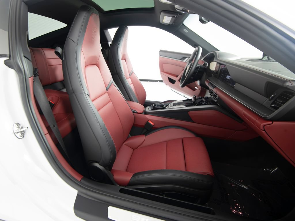 Certified 2026 Porsche 911 Carrera S RWD image 38