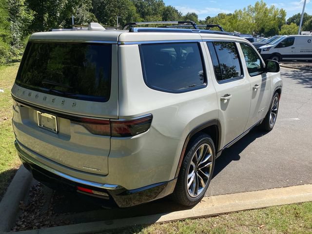 Used 2022 Jeep Wagoneer Series III w/ Premium Group I AWD/4WD image 34
