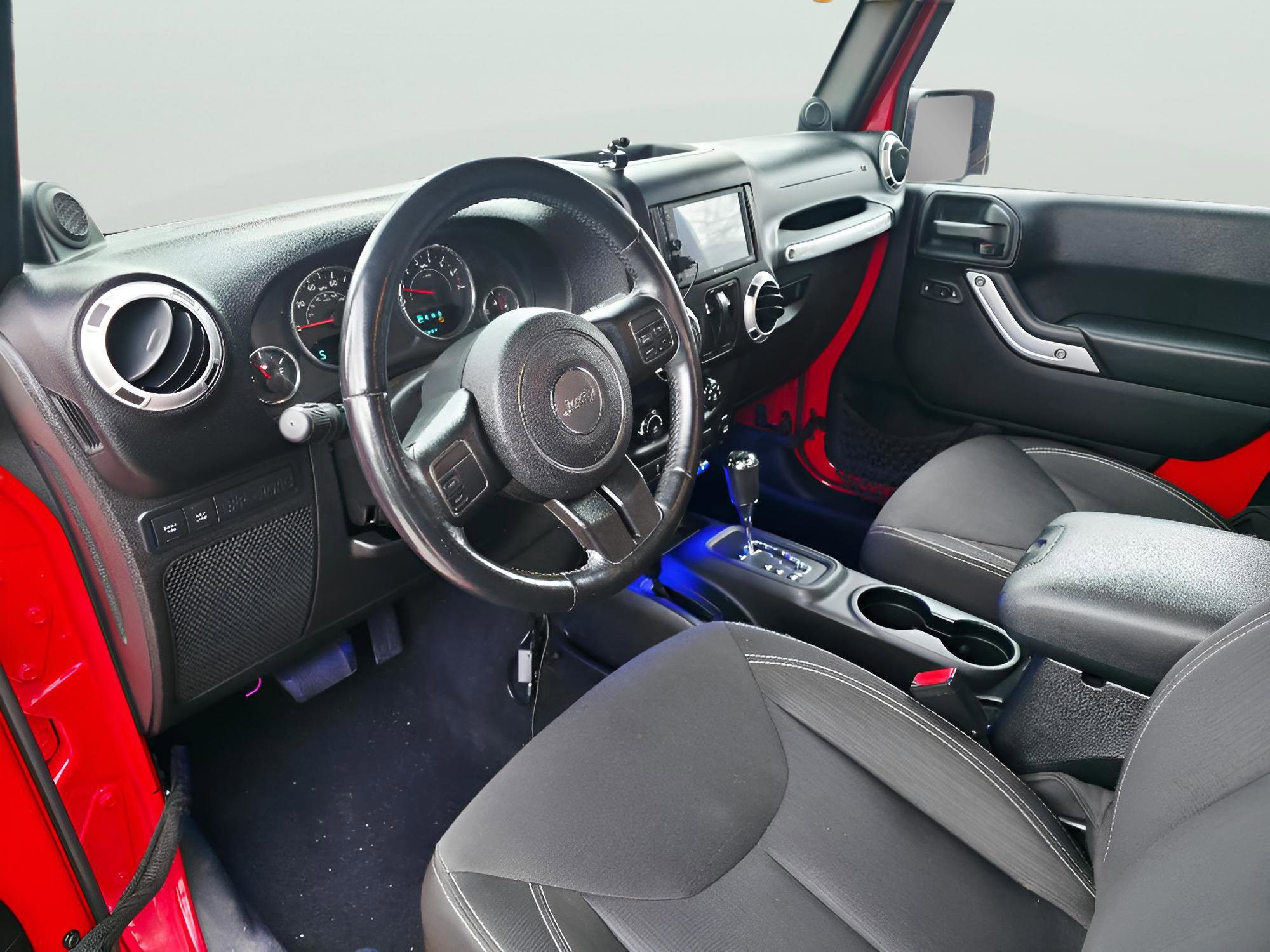 Used 2014 Jeep Wrangler Rubicon w/ Power Convenience Group image 12